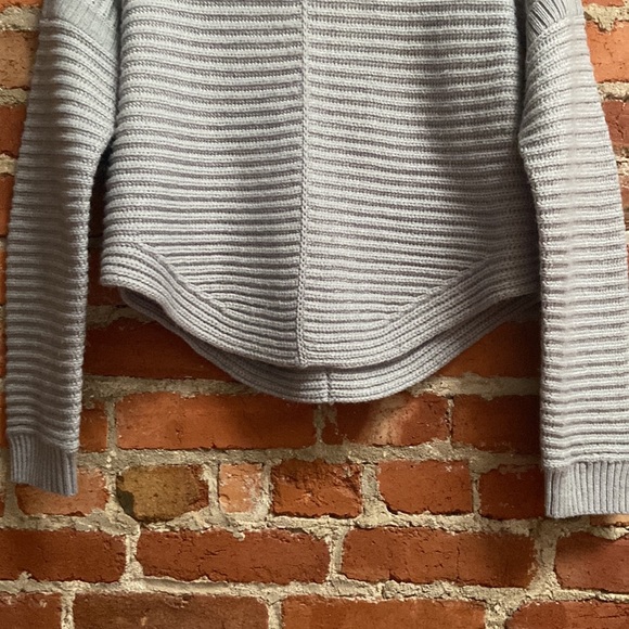 Max Studio sweater - Picture 3 of 5